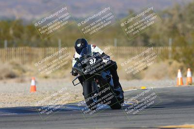 media/Jan-18-2024-Racers Edge (Thu) [[008952c709]]/A Group/Session 5 (Turns 2 and 1)/